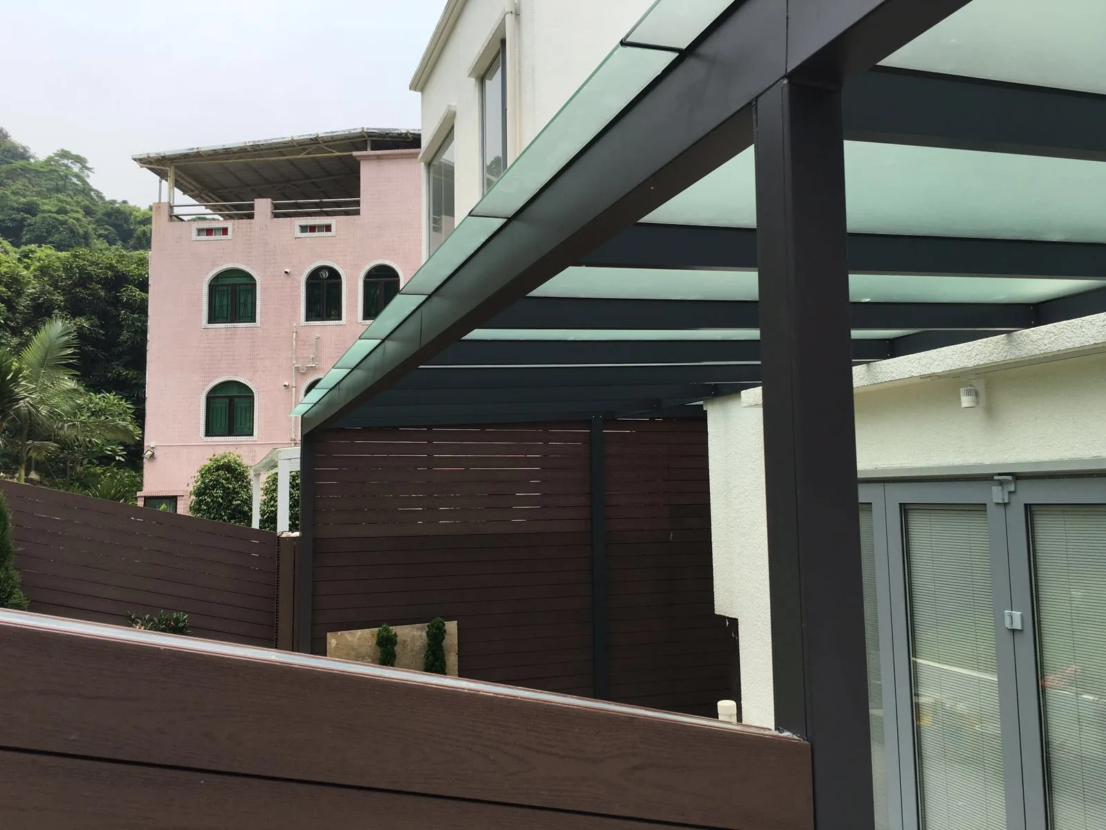 Kei Ling Ha Lo Wai, Sai Kung — Glass Houses & Cabins