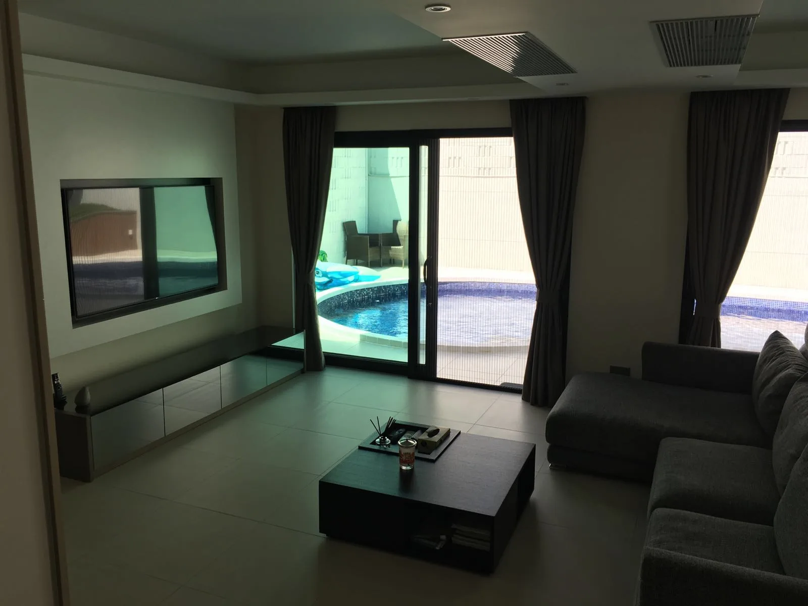Sliding doors in Hong Lok Yuen — Aluminium Windows & Doors