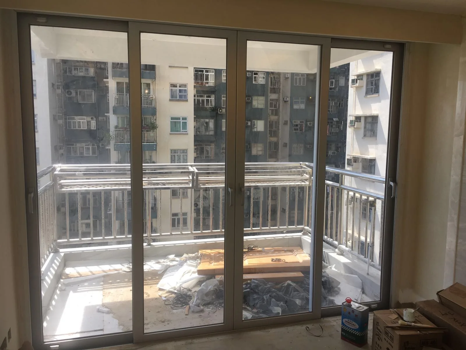 Sliding doors in Mei Foo Sun Chuen — Aluminium Windows & Doors
