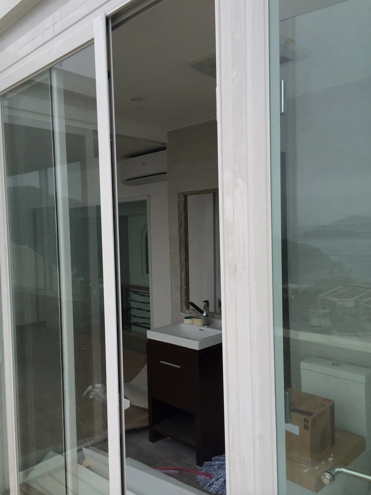Clear Water Bay — Glass Houses & Cabins