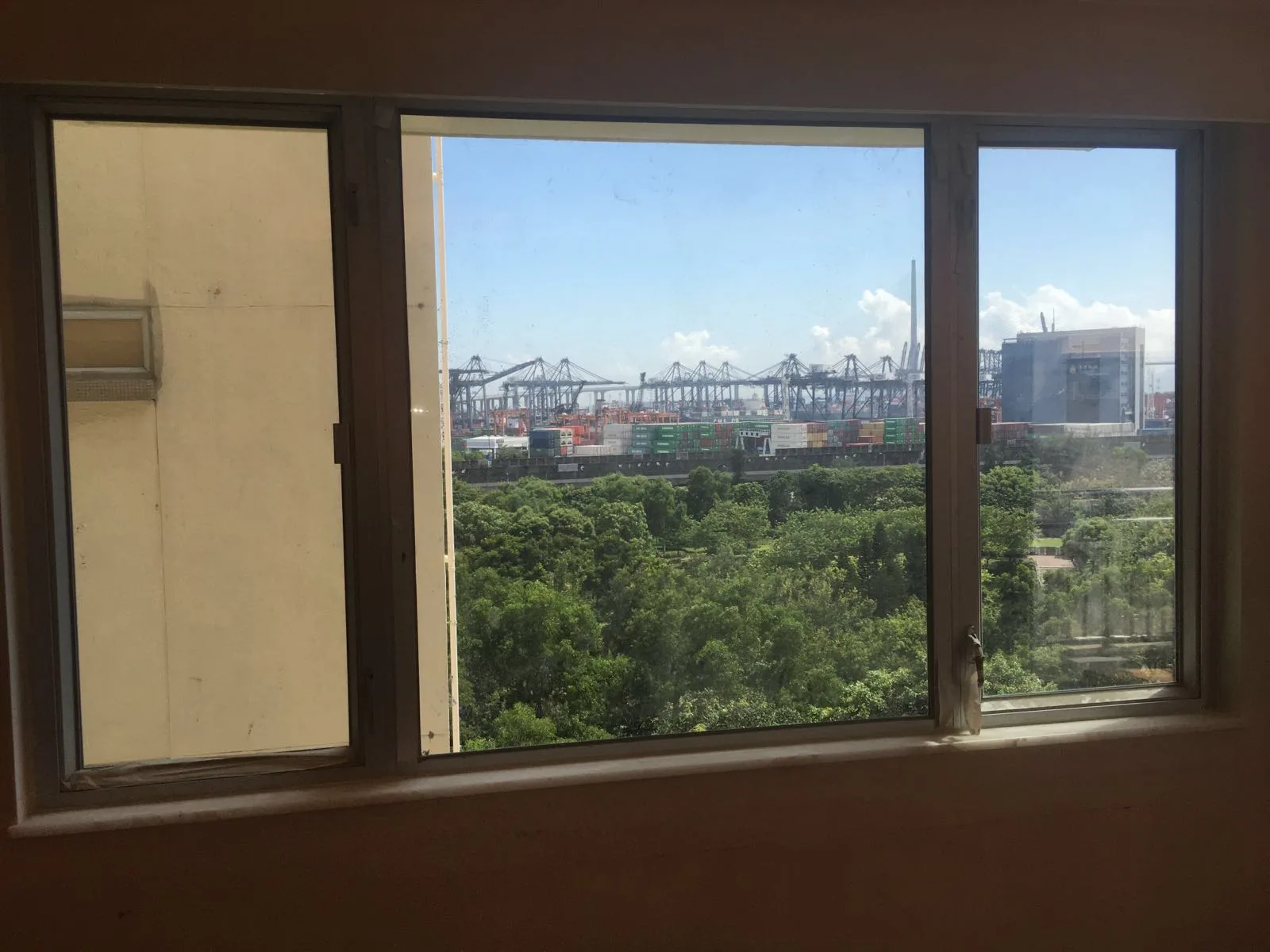 Aluminium windows — Aluminium Windows & Doors